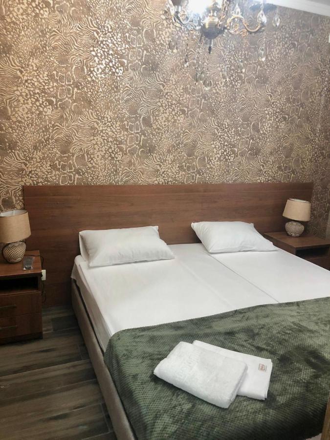 Гостевой Дом Siella Hotel Suhumi Exterior foto